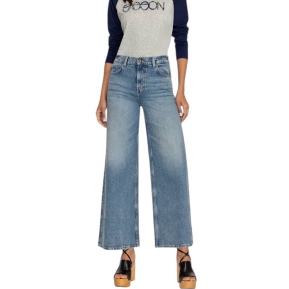 Johnny Was Light Blue Wide Leg Jeans 28